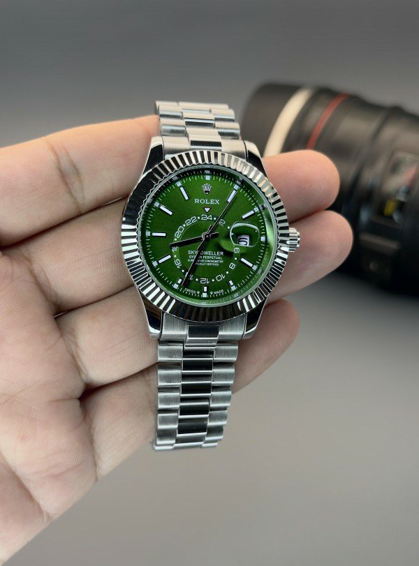 Rolex Oyster perpetual Sky Dweller