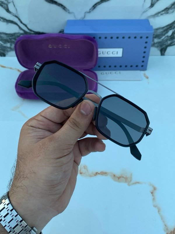 Gucci 007 Black Sunglasses