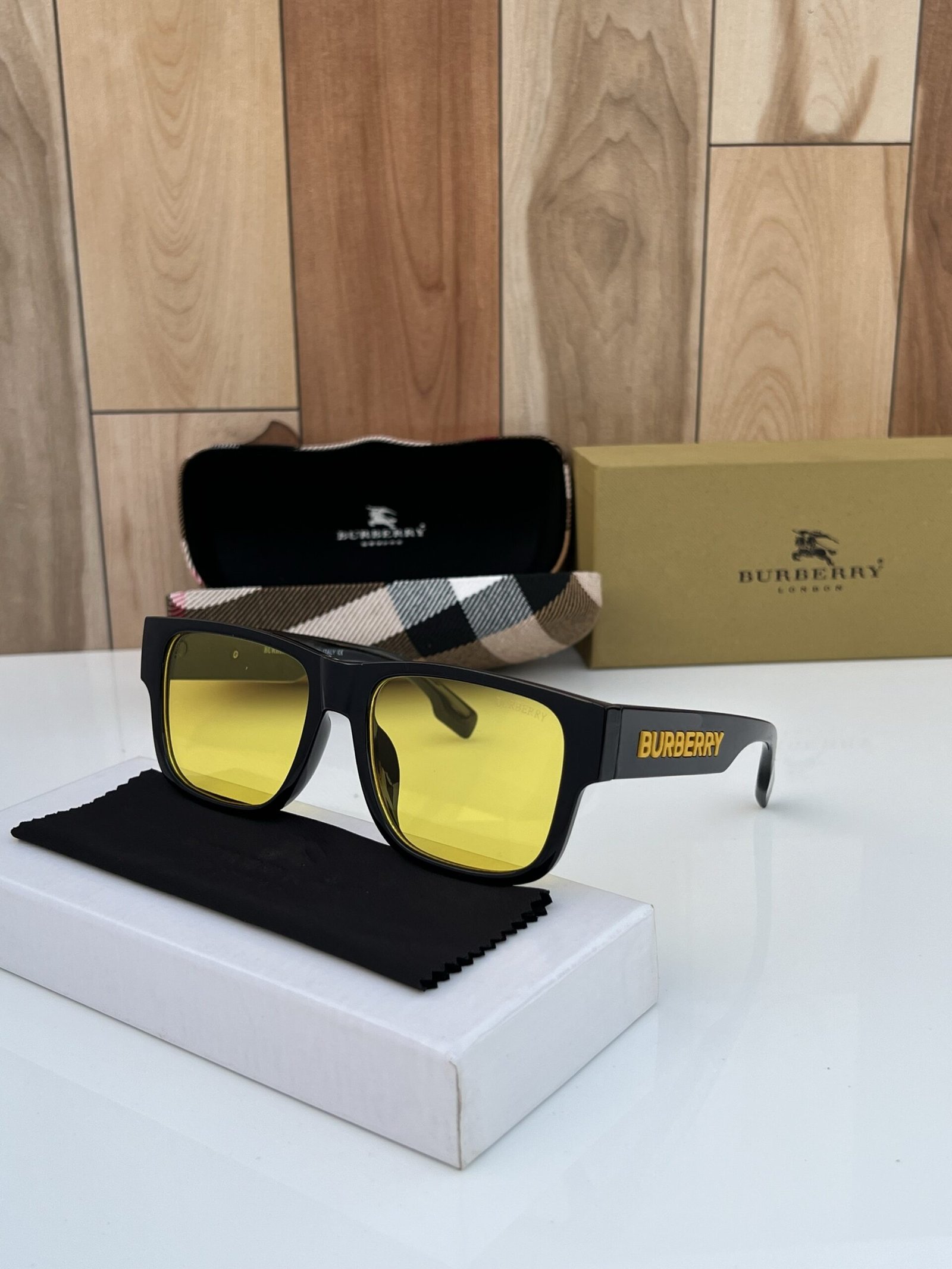 Burberry Wayfero Yellow Sunglasses