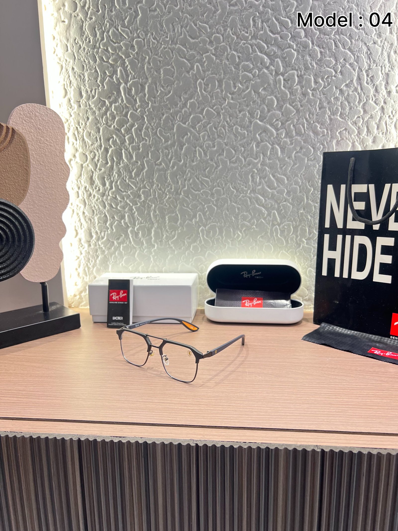 Rayban_04_Grey_Frame