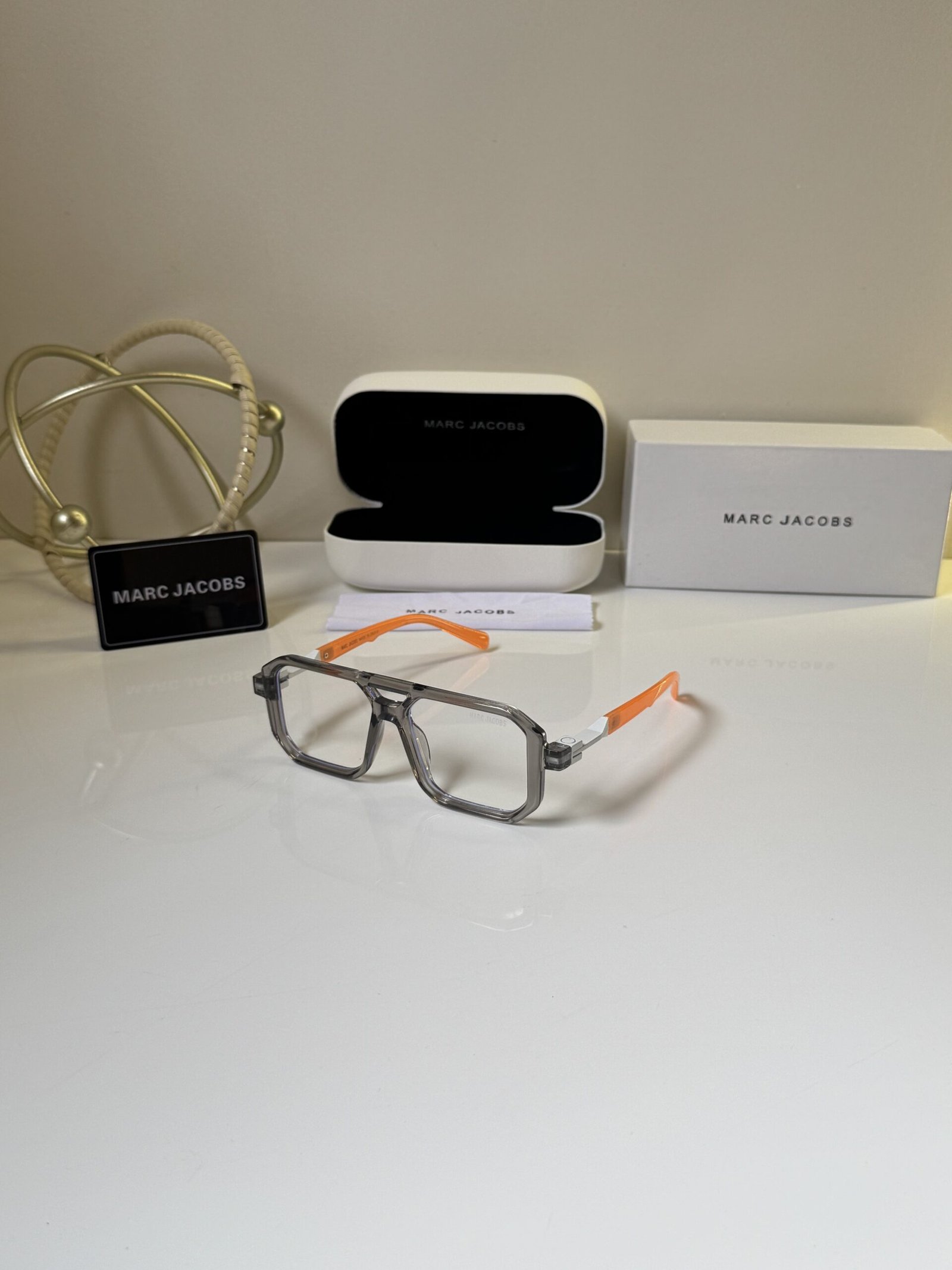 Marc_Jacobs_6125_Grey_Orange