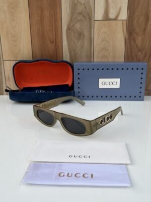 Gucci 58090 Green Sunglasses