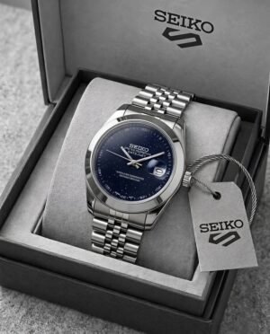 Seiko Date Just Black